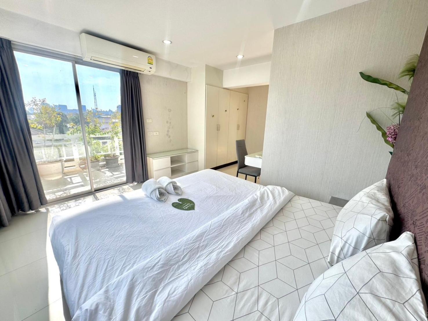 Baan Sabai Rama IV Apartment Bangkok Buitenkant foto