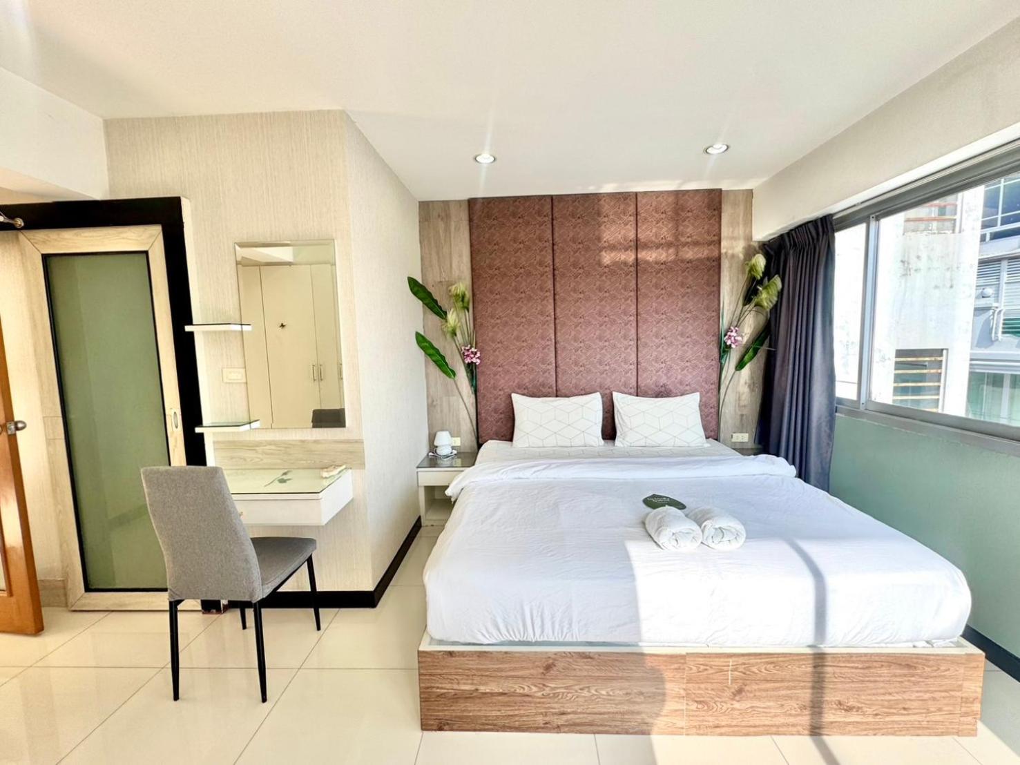 Baan Sabai Rama IV Apartment Bangkok Buitenkant foto